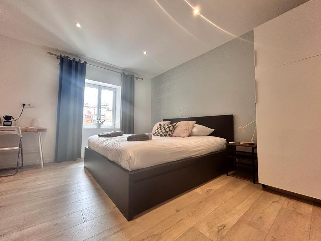 Tour D'Auvergne - Appartements En Plein Centre Ville, Proche De La Cathedrale Et De La Place De Jaude Clermont-Ferrand Dış mekan fotoğraf