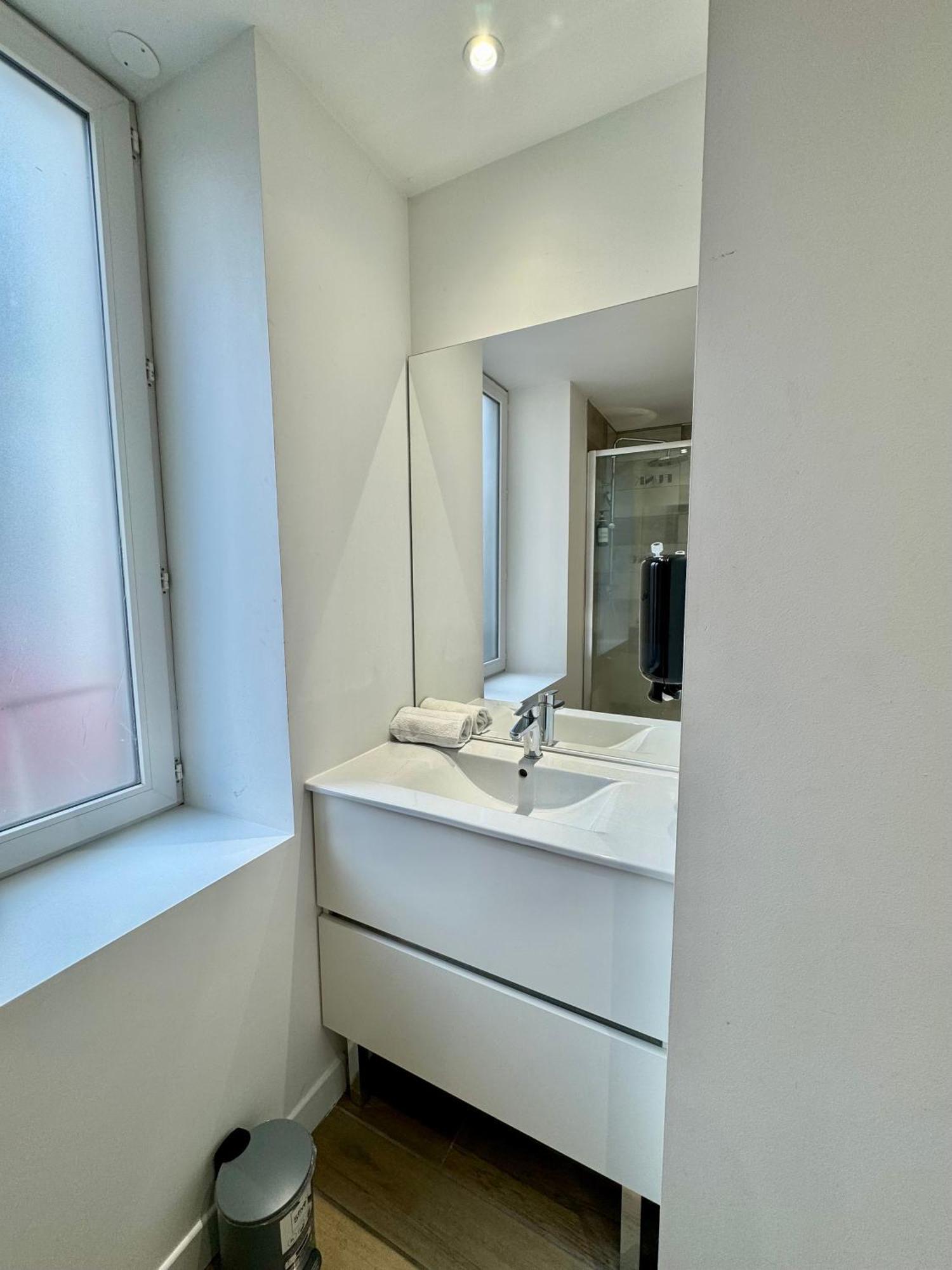 Tour D'Auvergne - Appartements En Plein Centre Ville, Proche De La Cathedrale Et De La Place De Jaude Clermont-Ferrand Dış mekan fotoğraf