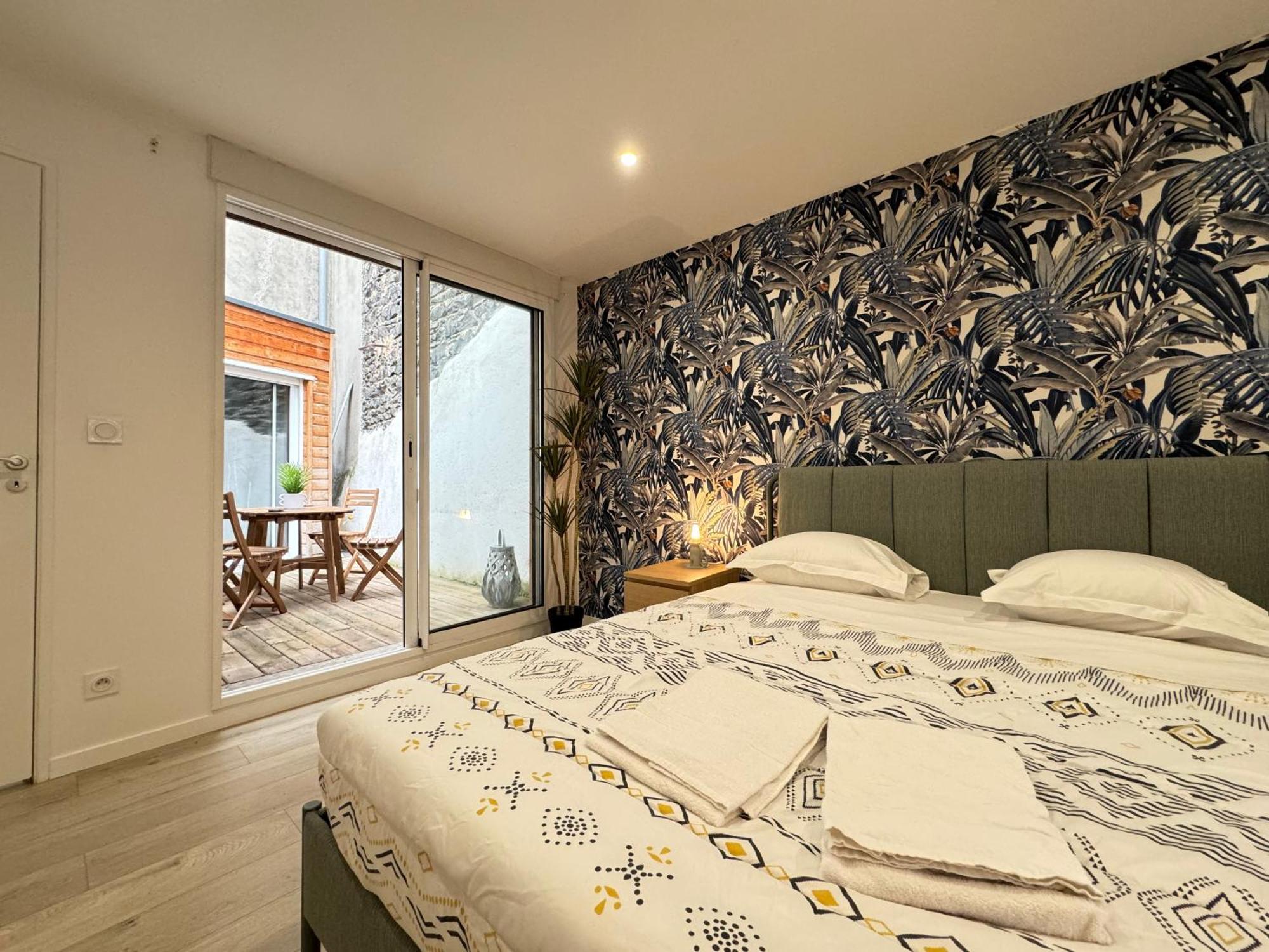 Tour D'Auvergne - Appartements En Plein Centre Ville, Proche De La Cathedrale Et De La Place De Jaude Clermont-Ferrand Dış mekan fotoğraf