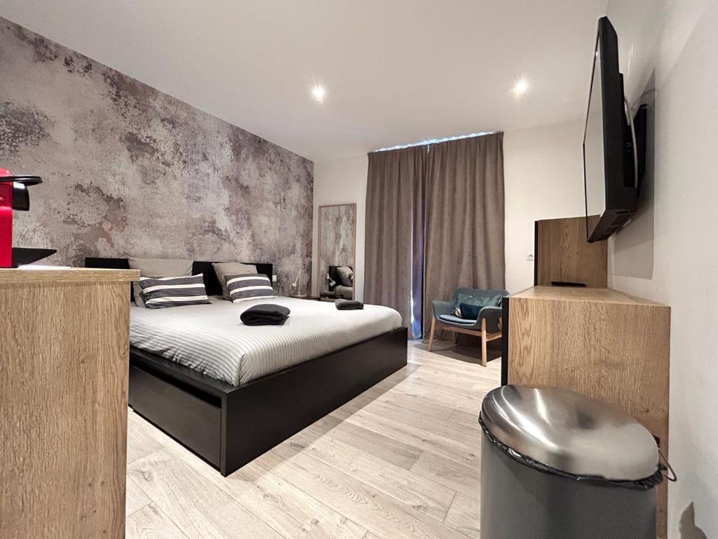 Tour D'Auvergne - Appartements En Plein Centre Ville, Proche De La Cathedrale Et De La Place De Jaude Clermont-Ferrand Dış mekan fotoğraf